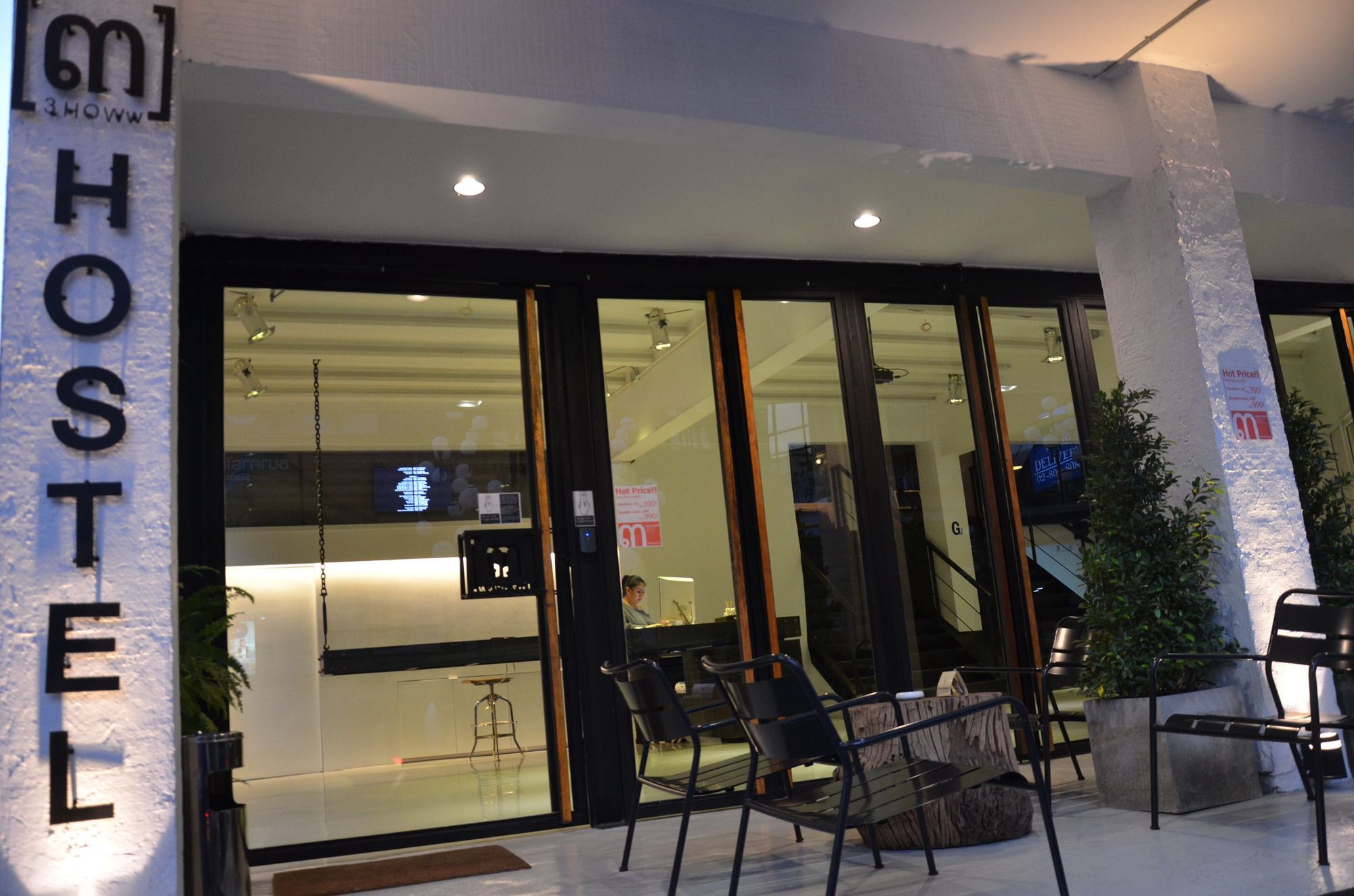 3 Howw Hostel At Sukhumvit 21 Бангкок Экстерьер фото